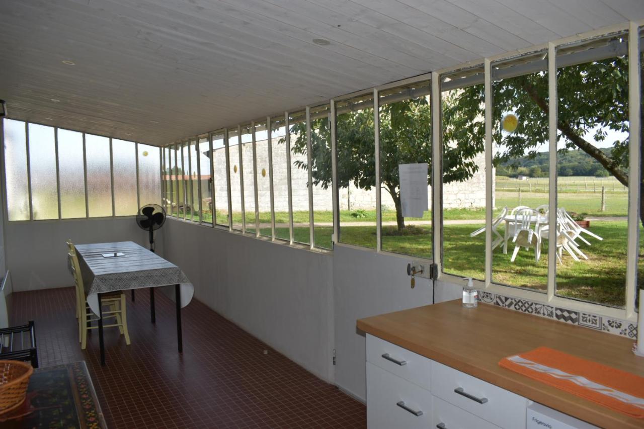Gites Du Franc Rosier Rigny-Ussé Exteriör bild